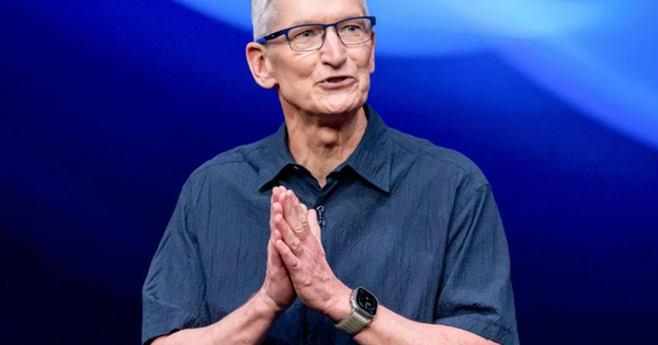Tim Cook cảnh báo Apple sẽ thiệt hại 900 triệu USD vì thuế quan trong quý này