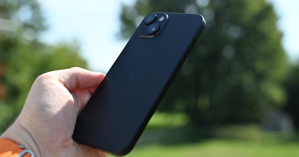 Bên trong "phòng tra tấn" iPhone bí mật của Apple tại Ireland