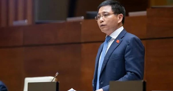 Không thể không đánh thuế tiêu thụ đặc biệt với xăng