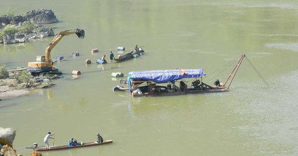 Phát hiện 32 tấn vàng trong lòng một con sông cổ