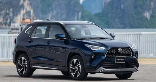 Người Việt chuộng ô tô nhập khẩu, hàng loạt xe giảm giá kỷ lục trong tháng 5