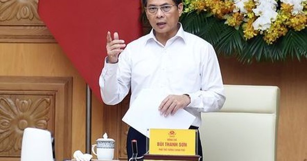 Phó Thủ tướng chỉ đạo 'nóng': Kiểm tra xử lý ngay khi người dân phản ánh hàng giả