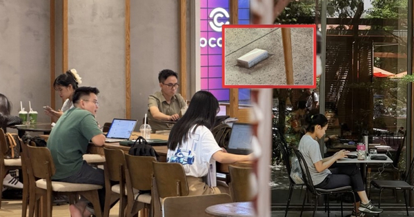 Xôn xao chuỗi cà phê The Coffee House bịt ổ điện, cộng đồng mạng dậy sóng: “Đuổi khéo” khách ngồi lâu?