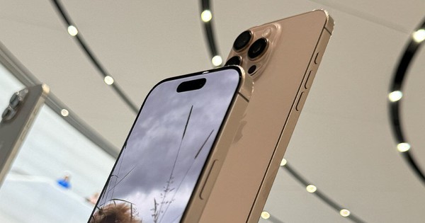 iPhone hạ giá chưa từng có, Apple bất ngờ tái chiếm ngôi vương tại Trung Quốc