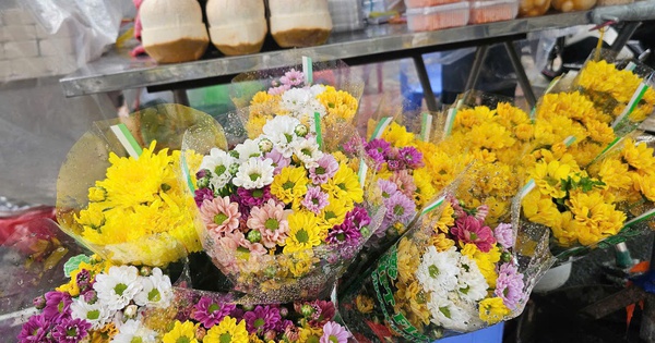 Bánh Bá Trạng 100.000 đồng/chiếc, bán được nhiều hơn chè, xôi trong Tết Đoan ngọ