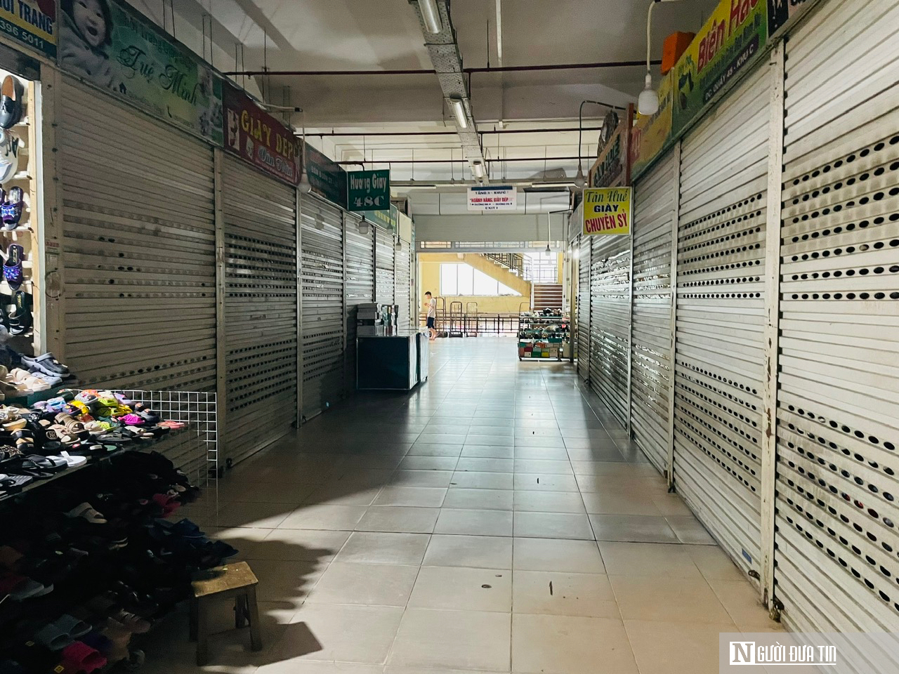 Hé lộ nguyên nhân khiến hàng loạt ki ốt chợ lớn nhất Nghệ An bất ngờ đóng cửa - Ảnh 5