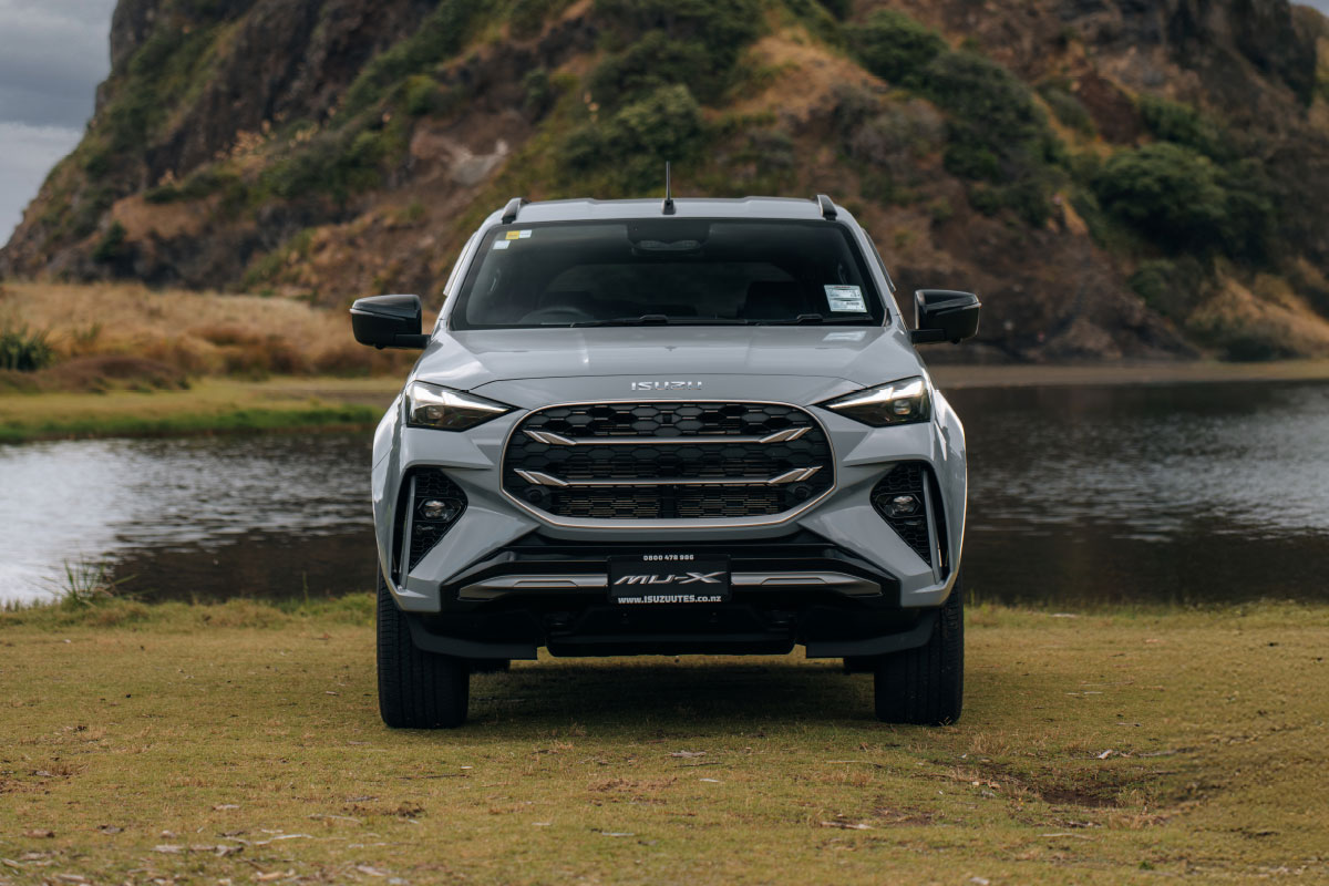 Đại lý báo Isuzu mu-X 2025 ra mắt Việt Nam tháng sau, cạnh tranh Everest bằng thiết kế mới long lanh, động cơ có thể gây tranh cãi - Ảnh 4