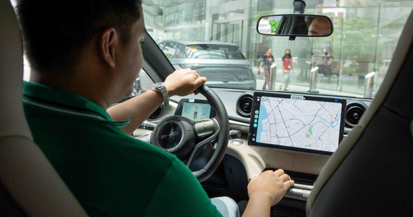 Cái bắt tay giữa Grab và hãng xe điện số 1 thế giới: Cam kết thu nhập 25 triệu đồng/kỳ cho tài xế