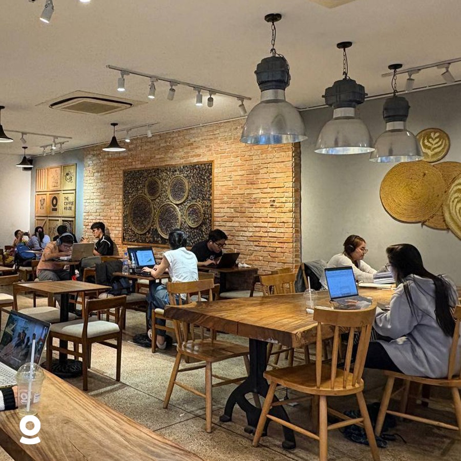The Coffee House "lấy làm tiếc" về chuyện bịt ổ điện - Ảnh 3