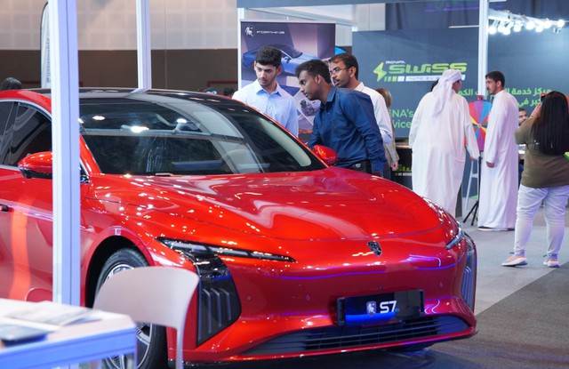 Chỉ vì giá rẻ, các hãng xe điện Trung Quốc "tự bắn vào chân nhau": Xe mất giá gần nửa, ai mua đầu là thiệt - Ảnh 1