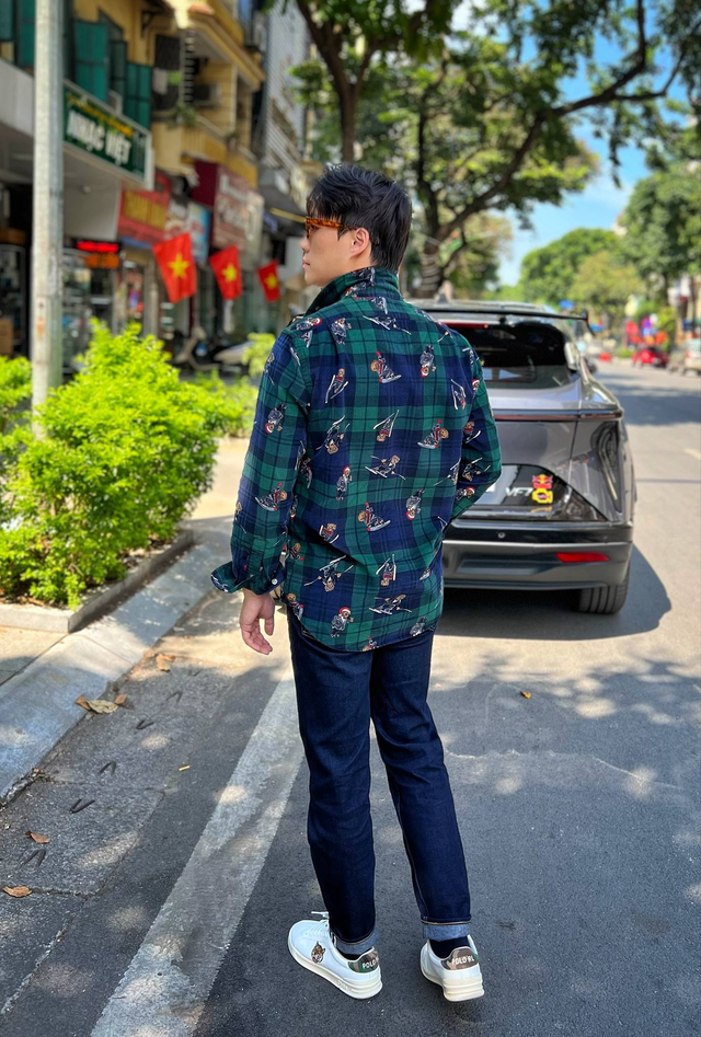 Chủ tiệm Âu phục mua cả VinFast VF 7 và VF 3: ‘Chọn xe như chọn suit, sẽ thêm VF 9 để đủ bộ sưu tập thời trang, thực dụng’ - Ảnh 3