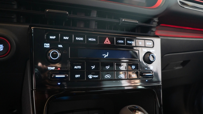 Hyundai Creta 2025 nhận cọc tại đại lý, dễ ra mắt Việt Nam tháng sau: Dáng như 'tiểu Palisade', thêm bản thể thao đấu Xforce, Yaris Cross - Ảnh 10