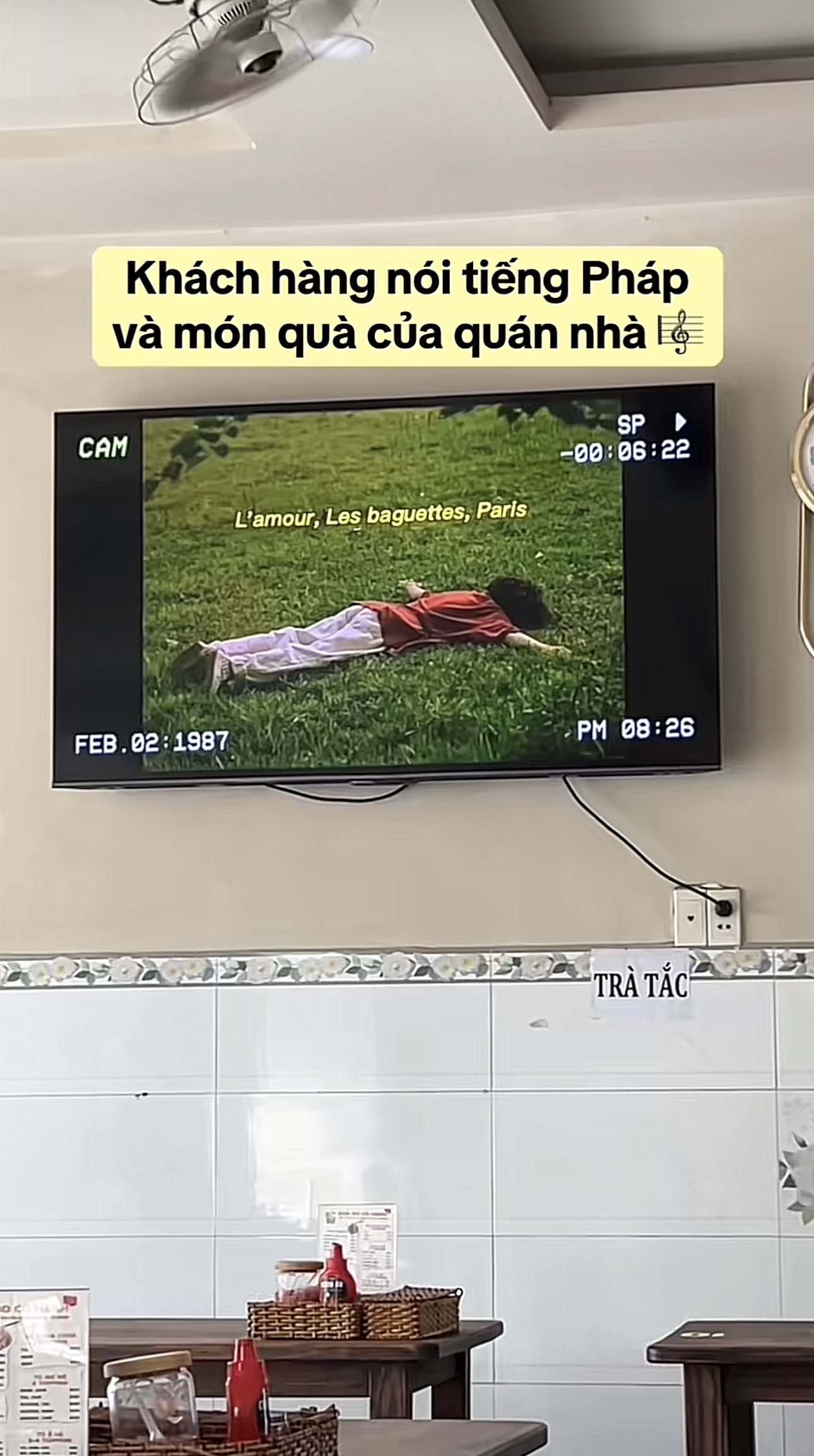 Làm một hành động với khách Tây, quán ăn ở TPHCM khiến dân tình thốt lên “không có ở bất kỳ nơi nào trên thế giới” - Ảnh 2