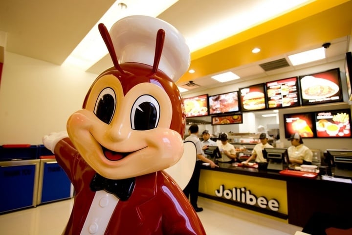 'Cuộc chiến' gà rán: Khi KFC, Jollibee, Lotteria, McDonald’s ra deal giành khách - Ảnh 3