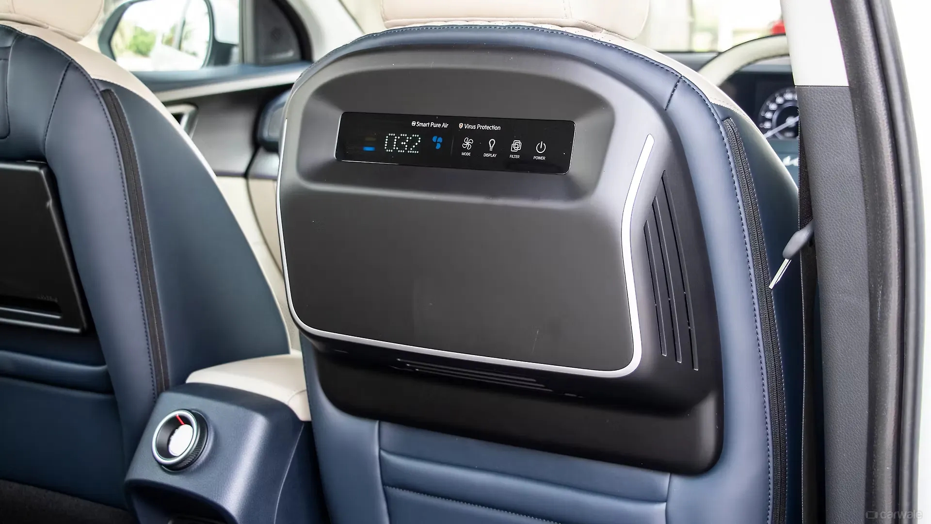 Ảnh thực tế Kia Carens Clavis vừa ra mắt: Có phanh tay điện tử, đồng hồ tốc độ 12 inch và 20 tính năng ADAS cấp độ 2 - Ảnh 19