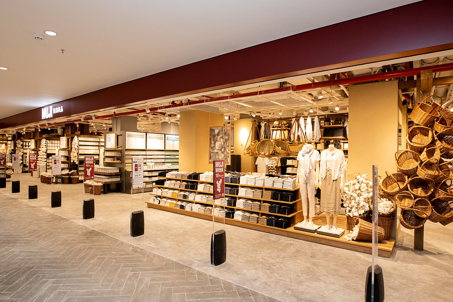 1 trung tâm thương mại từng "ngủ yên" giữa Quận 1 bỗng đông nghịt khách chỉ vì 4 thương hiệu đến từ Nhật Bản - Ảnh 3