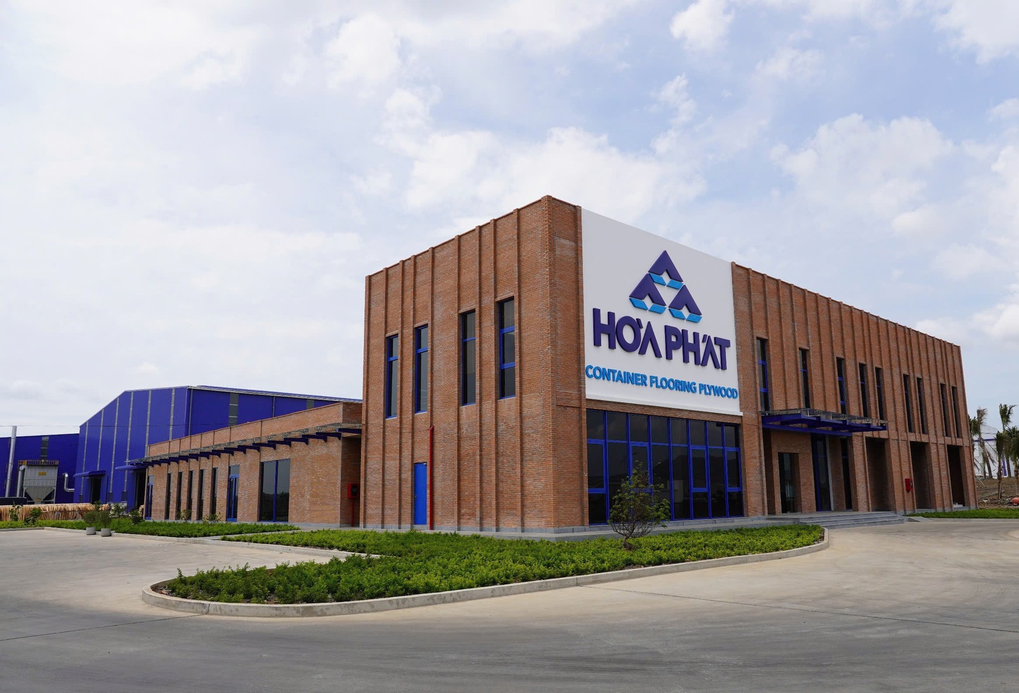 Tỷ phú Trần Đình Long bắt đầu sản xuất một sản phẩm mới toanh, mục tiêu 2030 đứng top 3 doanh nghiệp lớn nhất cả nước - Ảnh 2