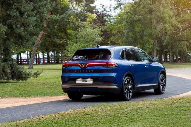 VinFast VF 8 mạnh hơn 400 mã lực, chạy nhanh cỡ nào trên cao tốc không giới hạn tốc độ ở Đức? - Ảnh 2