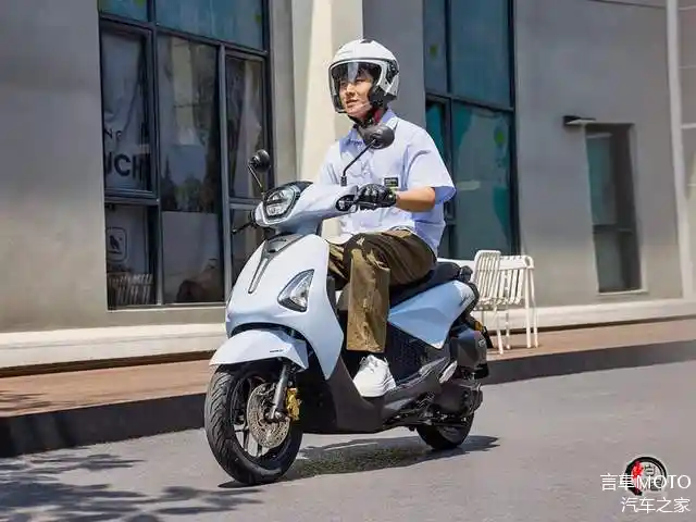 Xe ga 125cc ăn 1,8L/100km ra mắt: trang bị ABS như Honda SH, giá chỉ từ 32 triệu đồng hứa hẹn soán ngôi Vision - Ảnh 1