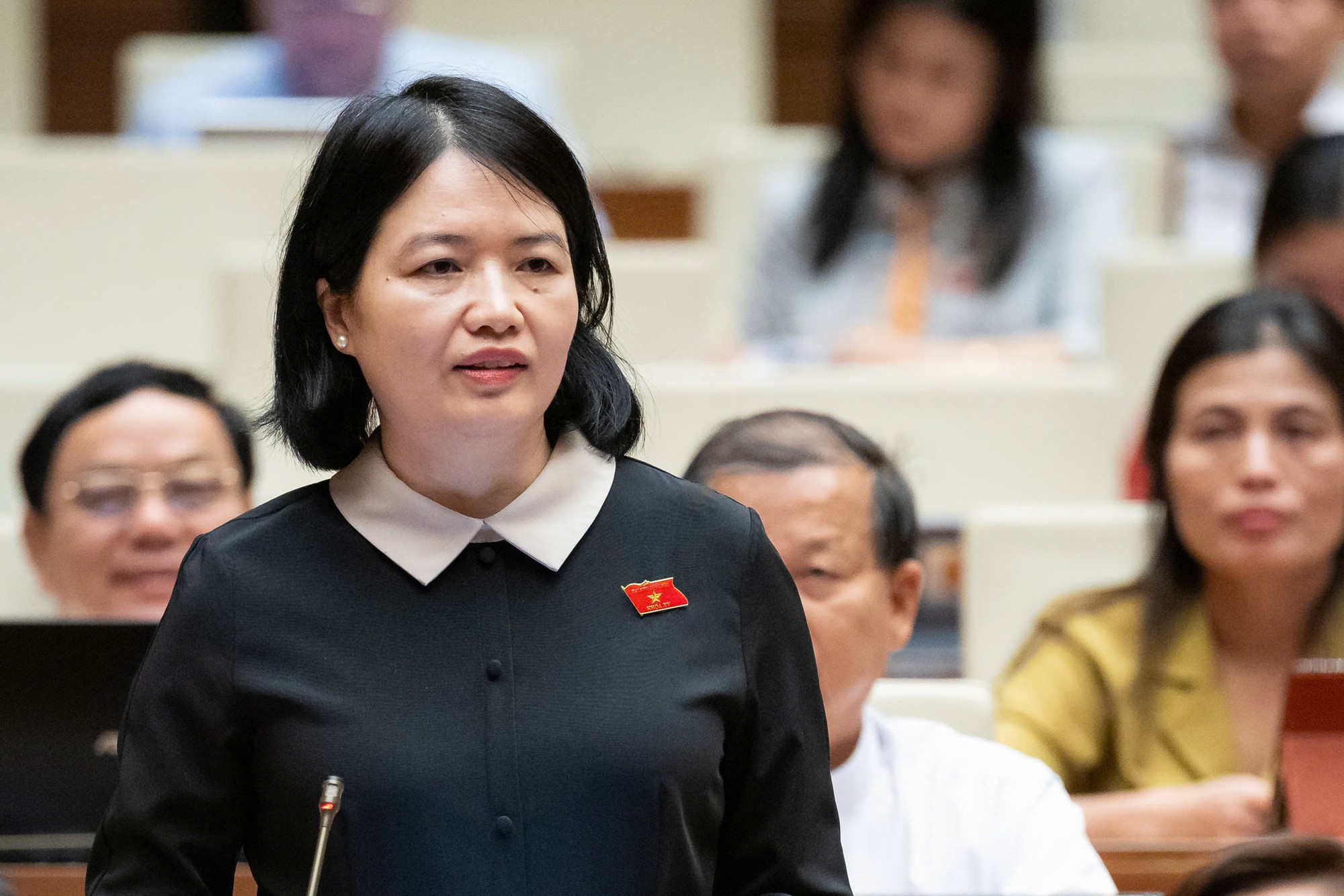 Ma trận quảng cáo: Khi người nổi tiếng “đánh cắp” niềm tin của người tiêu dùng - Ảnh 2