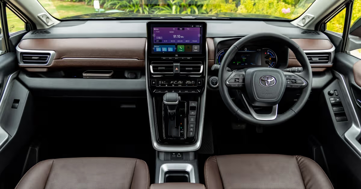 Toyota Innova thêm bản mới: Thiết kế thể thao hơn, thêm trang bị, vẫn máy hybrid, có ADAS, sản xuất giới hạn - Ảnh 2