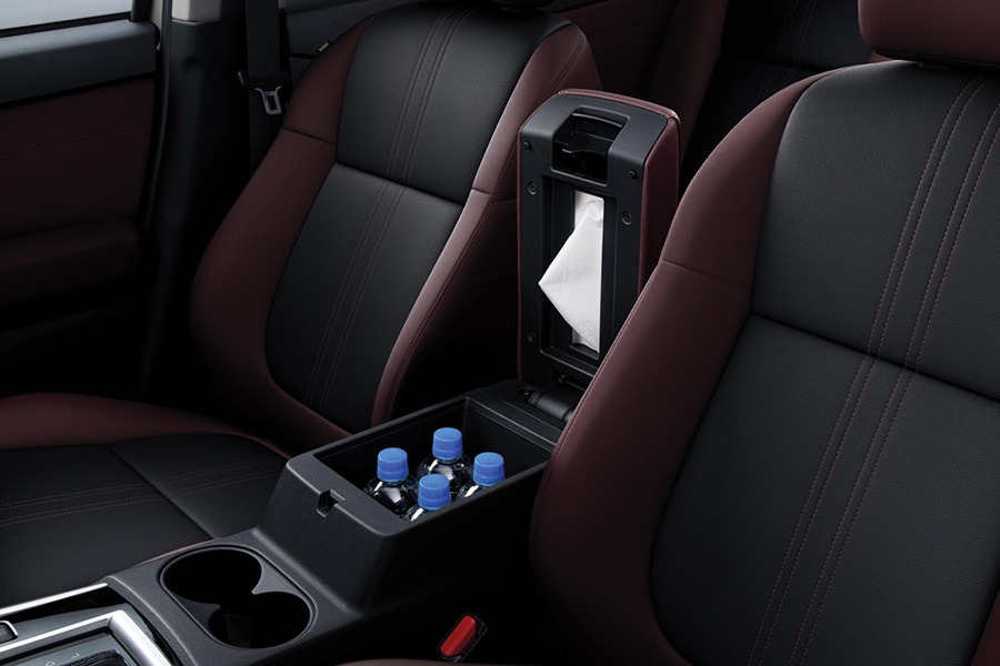 Mitsubishi Xpander 2025 ra mắt: Lưới tản nhiệt mới, màn hình to hơn, thêm túi khí, có camera 360, giá quy đổi khiến người Việt ao ước - Ảnh 23