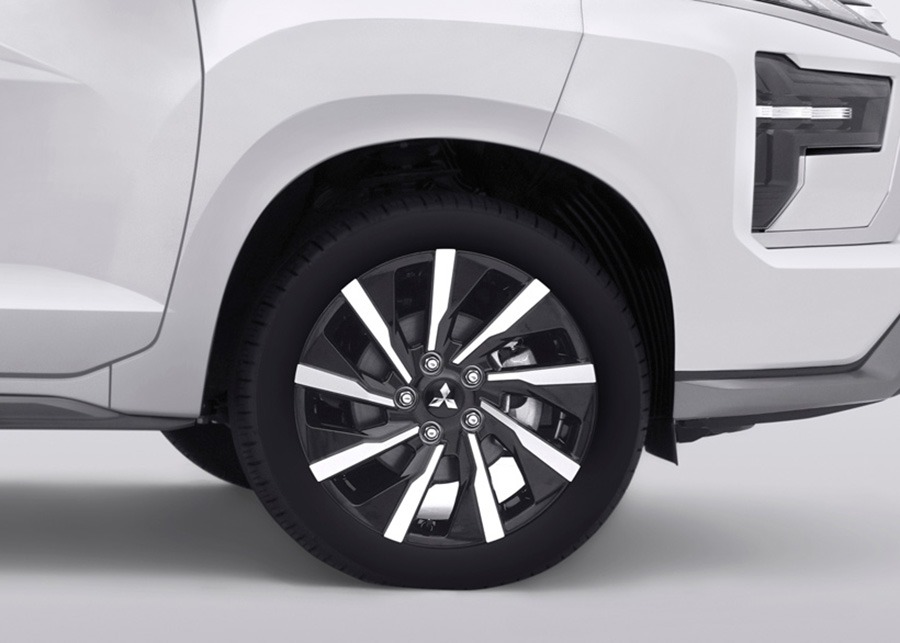 Mitsubishi Xpander 2025 ra mắt: Lưới tản nhiệt mới, màn hình to hơn, thêm túi khí, có camera 360, giá quy đổi khiến người Việt ao ước - Ảnh 11