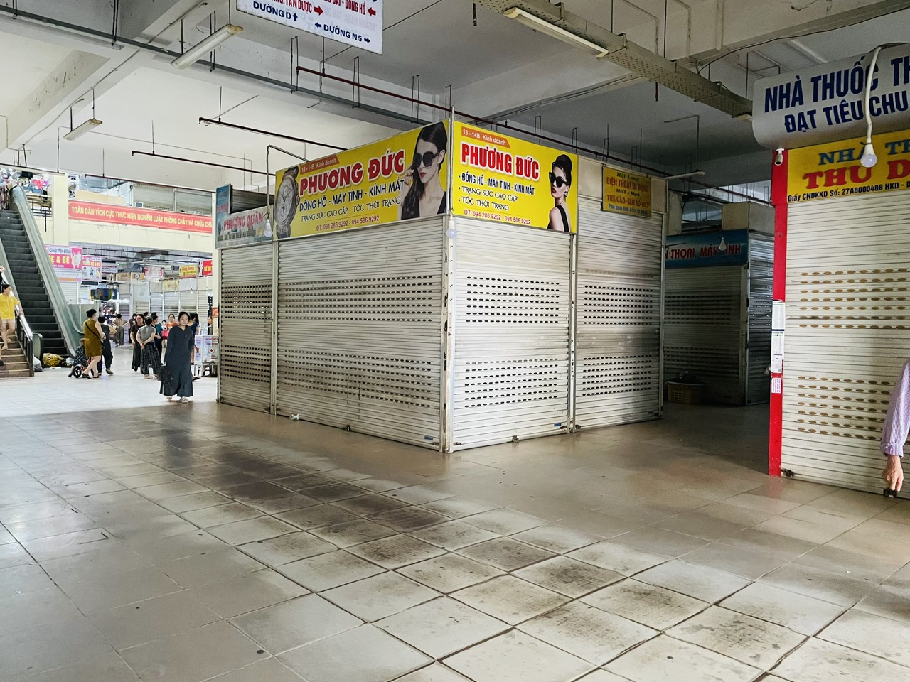 Hé lộ nguyên nhân khiến hàng loạt ki ốt chợ lớn nhất Nghệ An bất ngờ đóng cửa - Ảnh 6