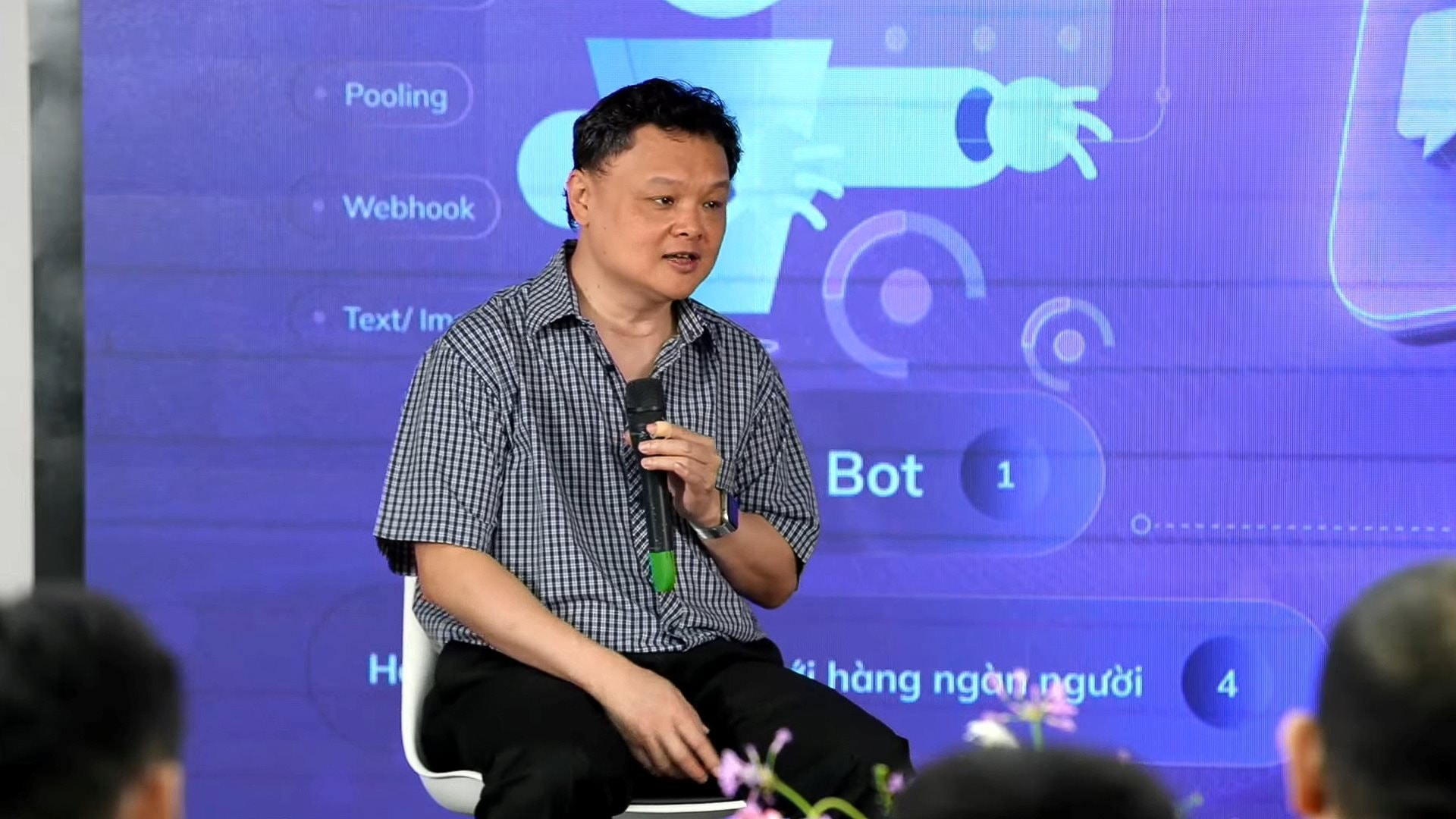 Lotus Chat for Work tích hợp AI: "Trước đây phải có chuyên gia hướng dẫn - giờ chuyên gia chỉ tham gia 10% nhưng hiệu suất vẫn tăng" - Ảnh 1