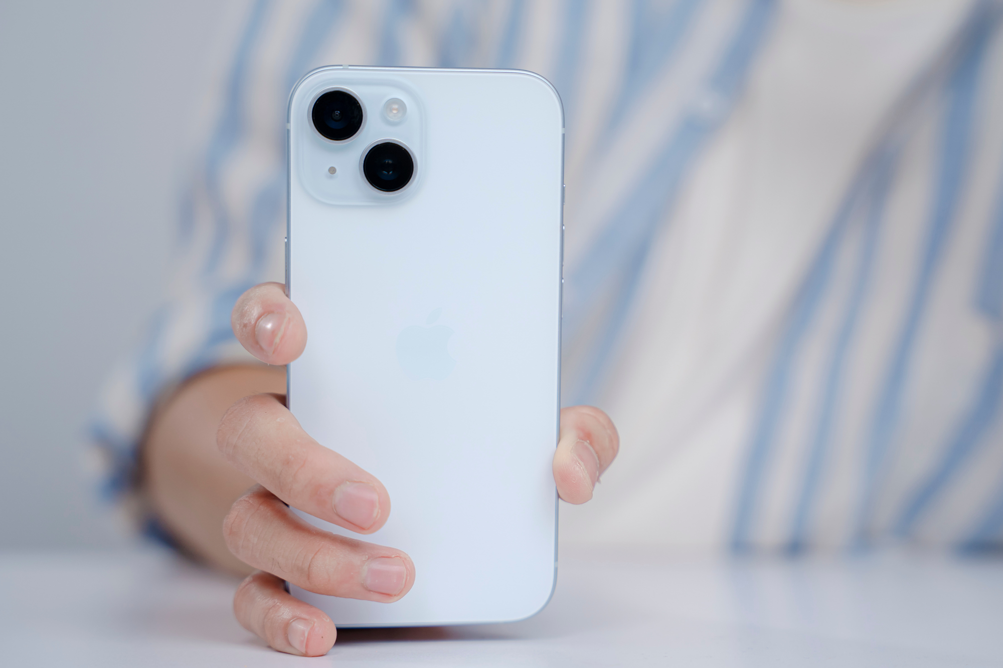 Lần đầu tiên đại lý chơi lớn: Dùng thử điện thoại iPhone 1 tháng không ưng trả lại, chuyện gì vậy? - Ảnh 1