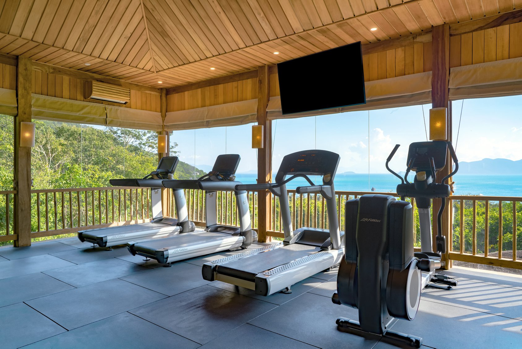 Bóc giá nơi Sơn Tùng M-TP vừa đi tập gym: Lên tới 128 triệu/đêm, là resort đắt đỏ bậc nhất Việt Nam - Ảnh 11
