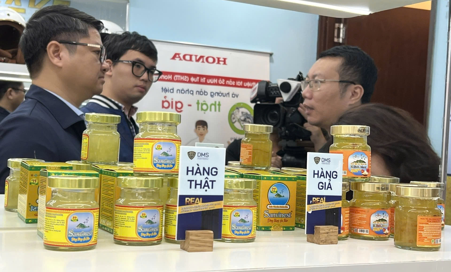 Bát nháo thị trường yến sào - Ảnh 1