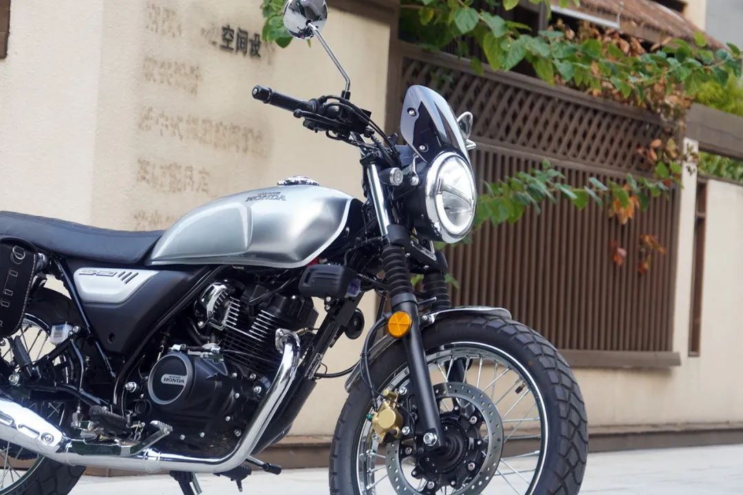 Bản đặc biệt của xe Honda ăn xăng 1,9L/100km về VN trong tháng 6: Tặng phụ kiện tiền triệu, giá hấp dẫn - Ảnh 1