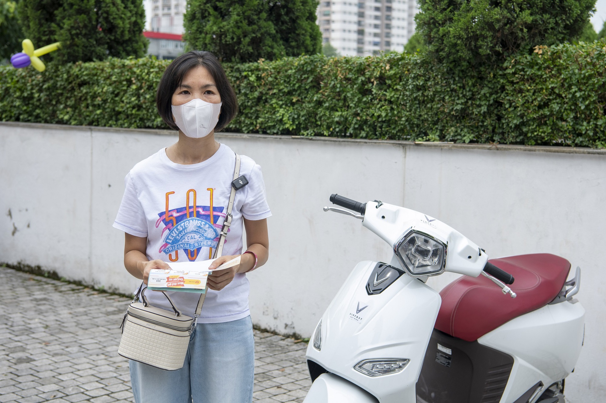 Mỗi giờ có 35 người Hà Nội mua xe máy điện VinFast, đẩy 600 xe xăng ra khỏi Thủ đô chỉ trong 2 ngày - Ảnh 4