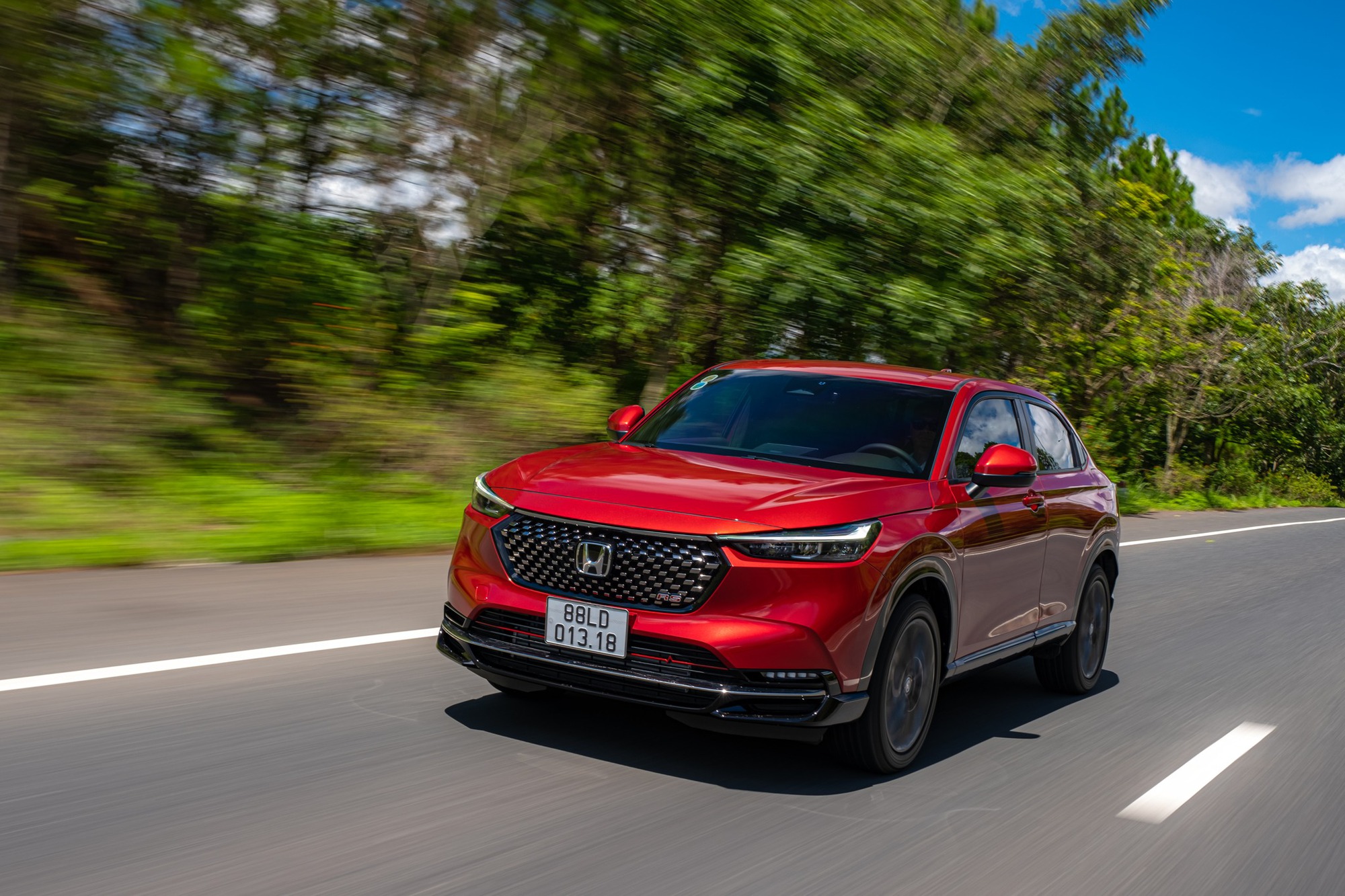 Mua loạt xe phổ thông này tiết kiệm hàng chục tới cả trăm triệu đồng phí lăn bánh: Nhiều phân khúc từ sedan tới SUV, bán tải - Ảnh 3