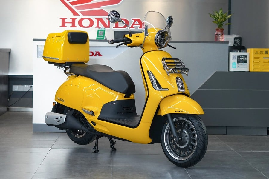 Cực phẩm xe ga giá rẻ của Honda mở bán: Trang bị ngang SH, camera hành trình - chốt hơn 20.000 đơn trong 1 giờ - Ảnh 2