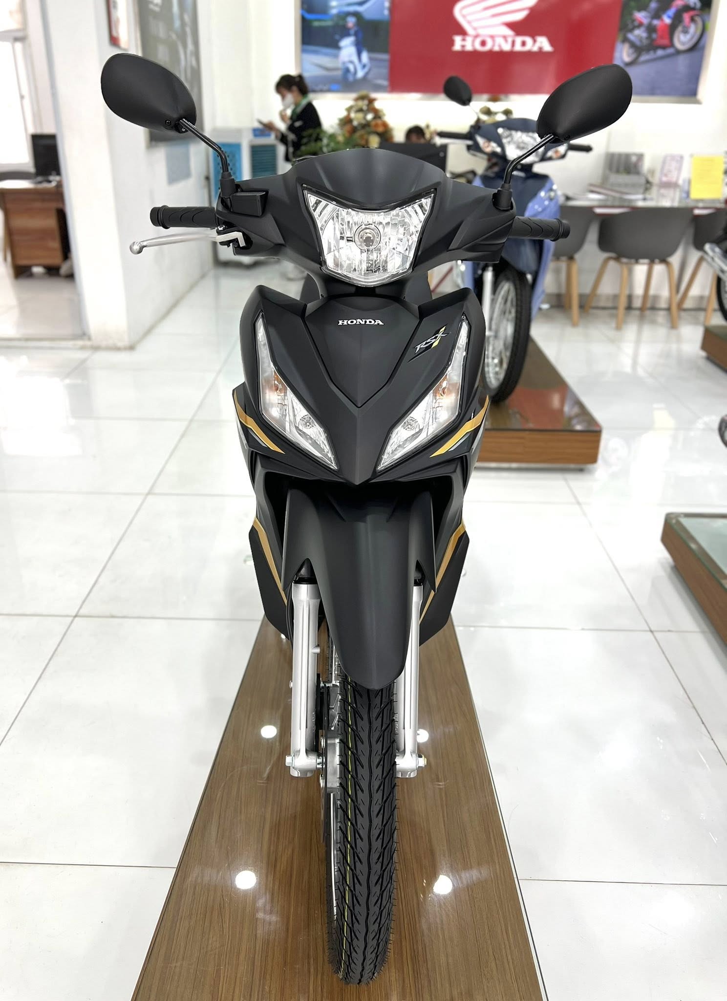 Xe máy số “siêu tiết kiệm” của Honda bất ngờ giảm sâu, chỉ tốn 1,56 lit/100 km - Ảnh 2