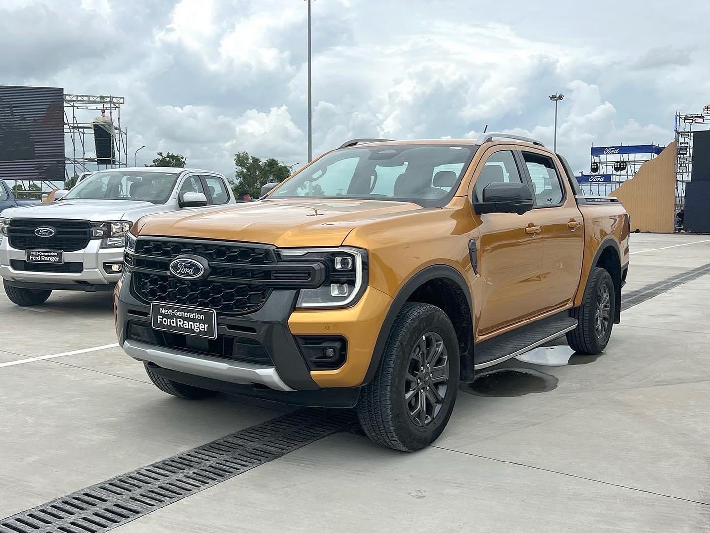 Mua loạt xe phổ thông này tiết kiệm hàng chục tới cả trăm triệu đồng phí lăn bánh: Nhiều phân khúc từ sedan tới SUV, bán tải - Ảnh 7