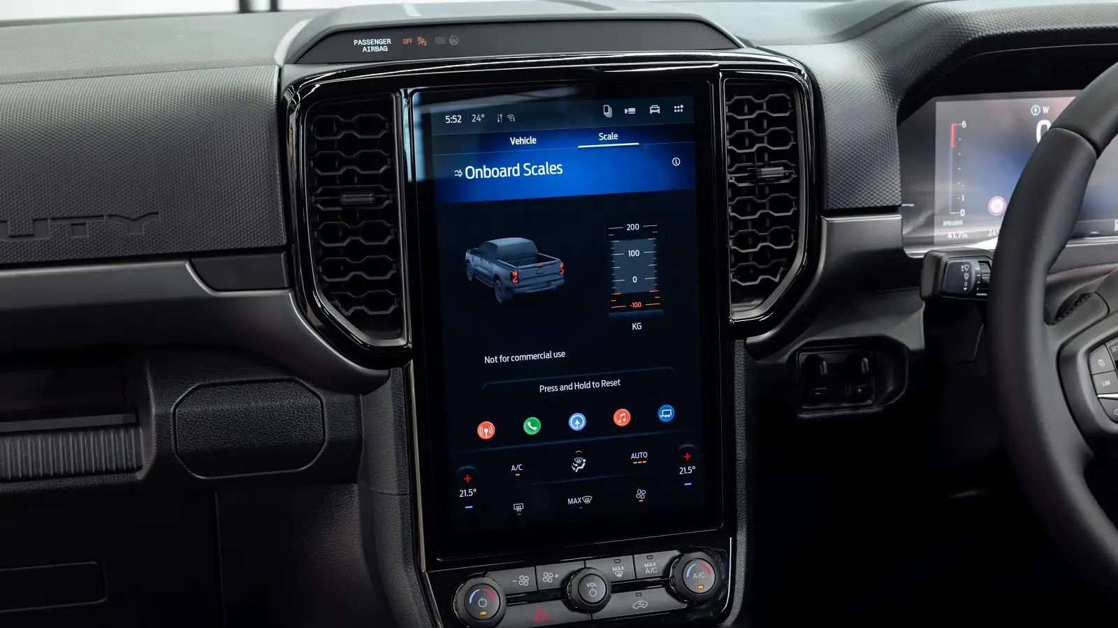 Ford Ranger 'siêu trường' giá gấp đôi bản thường, vẫn phải thêm tiền để có 'thùng hàng' đúng nghĩa, máy V6 chỉ 206 mã lực, kéo được 4,5 tấn hàng - Ảnh 10