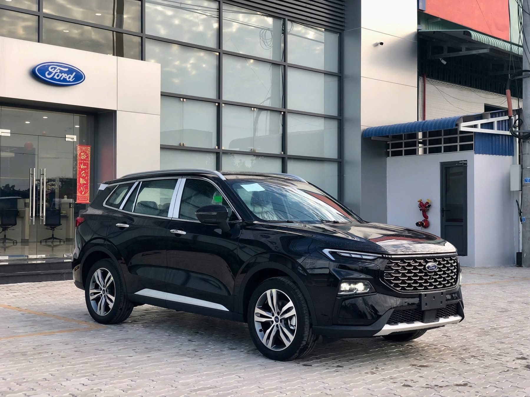 Mua loạt xe phổ thông này tiết kiệm hàng chục tới cả trăm triệu đồng phí lăn bánh: Nhiều phân khúc từ sedan tới SUV, bán tải - Ảnh 6