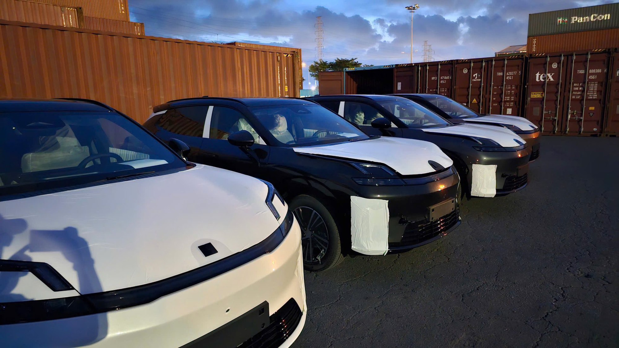 Lô Lynk & Co 08 đầu tiên đã về Việt Nam: Giá dự kiến hơn 1,4 tỷ, 2 phiên bản, đại lý báo ra mắt tháng 7 - Ảnh 3