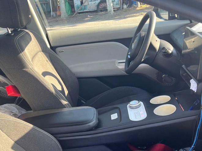 Lộ thêm ảnh thật nội thất VinFast Limo Green, một thứ "lấy" từ xe tiền tỉ? - Ảnh 7