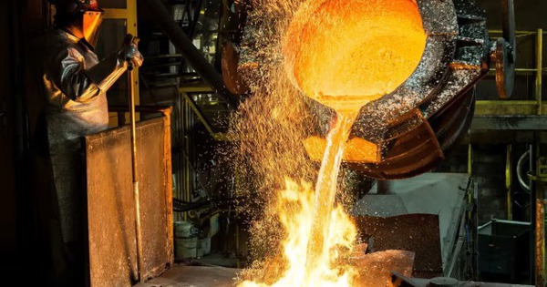 Tìm lời giải cho câu hỏi 'sau vàng sẽ là gì?', nhà đầu tư đang ồ ạt đổ tiền vào 2 kim loại này
