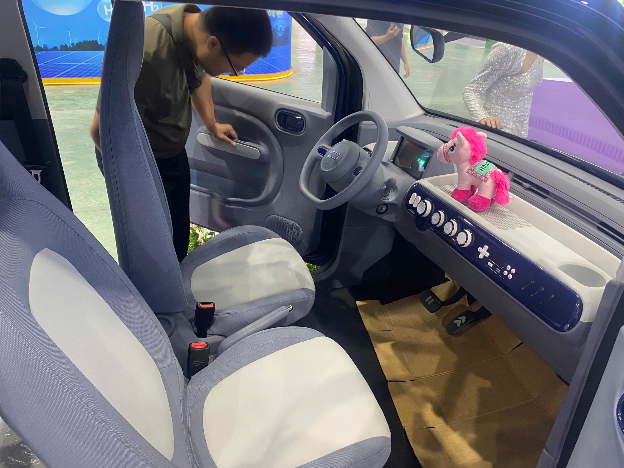 Bộ đôi xe điện mini đổ bộ thị trường Việt: Cấu hình 2 chỗ ngồi, di chuyển tối đa 170km - có chiếc chốt giá 199 triệu đồng - Ảnh 4