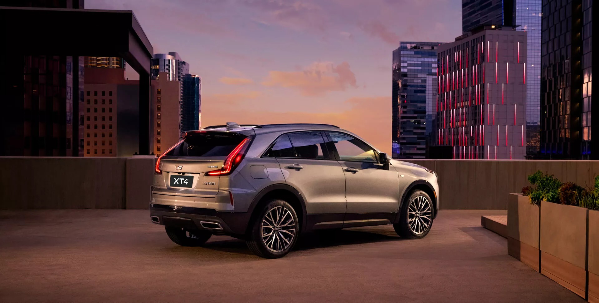 Cuộc đua giá xe Trung Quốc khắc nghiệt thế nào: Xe sang Cadillac có giá chỉ bằng Mazda3 Việt Nam - Ảnh 5