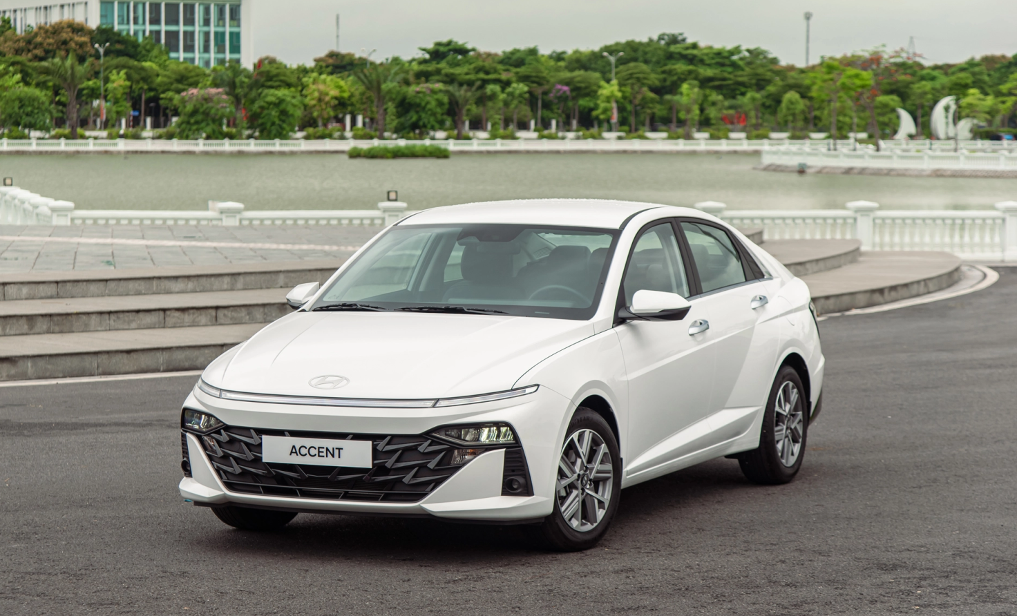 Ô tô Hyundai đồng loạt nhận ưu đãi lớn: Giảm tới 100% lệ phí trước bạ, Accent xuống ngang Kia Morning - Ảnh 3