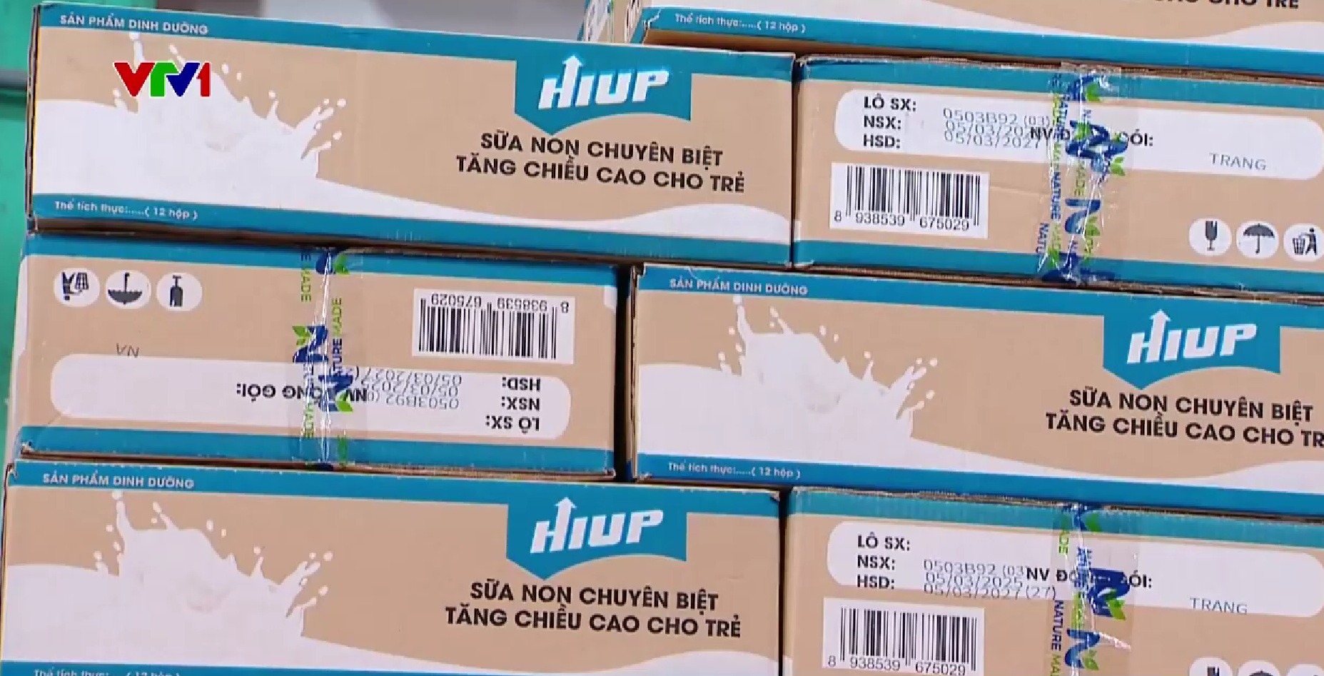 Cận cảnh kho hàng, dây chuyền được quảng bá "hàng đầu" của đường dây sản xuất sữa HIUP 27 giả - Ảnh 4