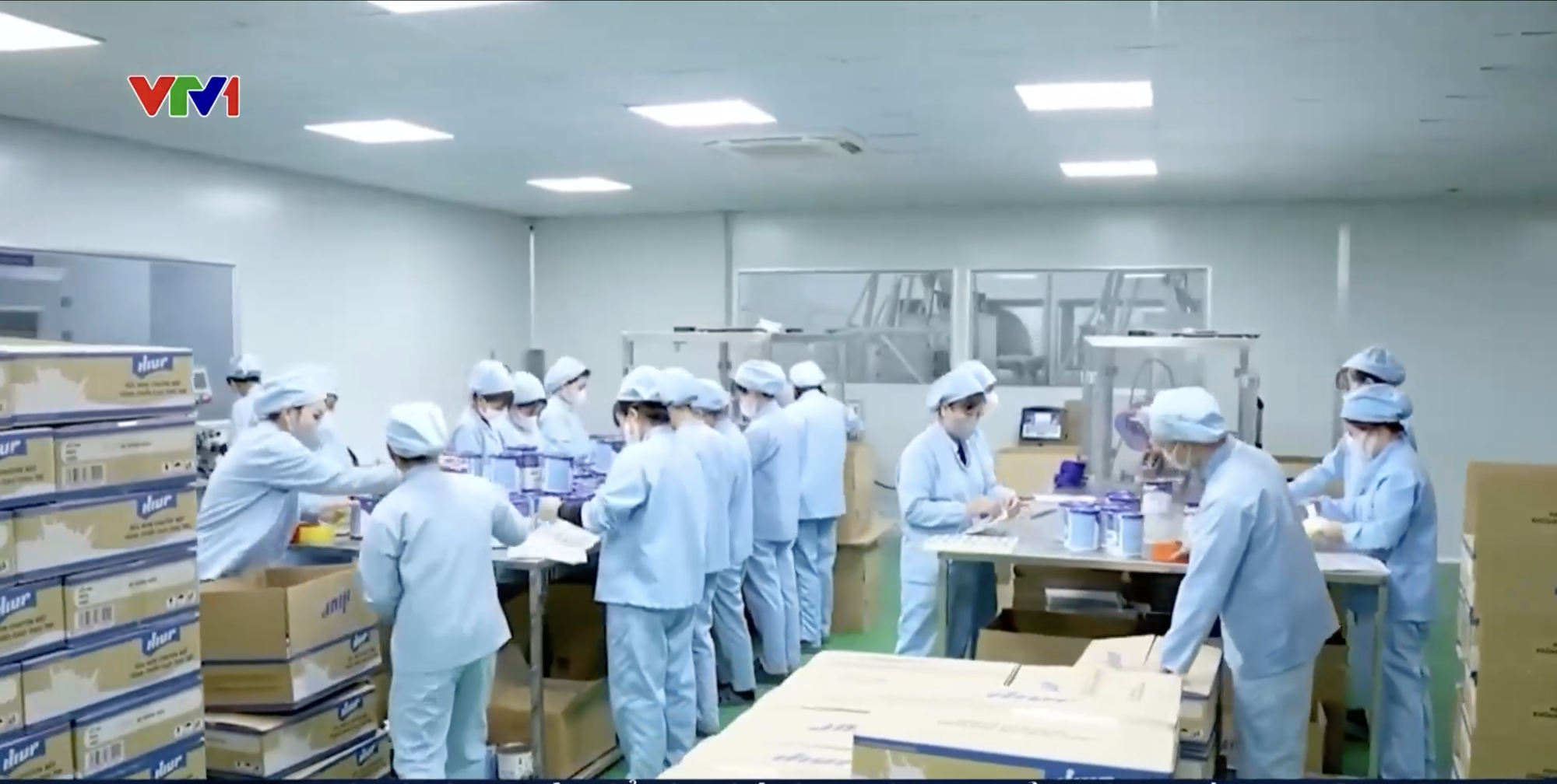 Cận cảnh kho hàng, dây chuyền được quảng bá "hàng đầu" của đường dây sản xuất sữa HIUP 27 giả - Ảnh 7