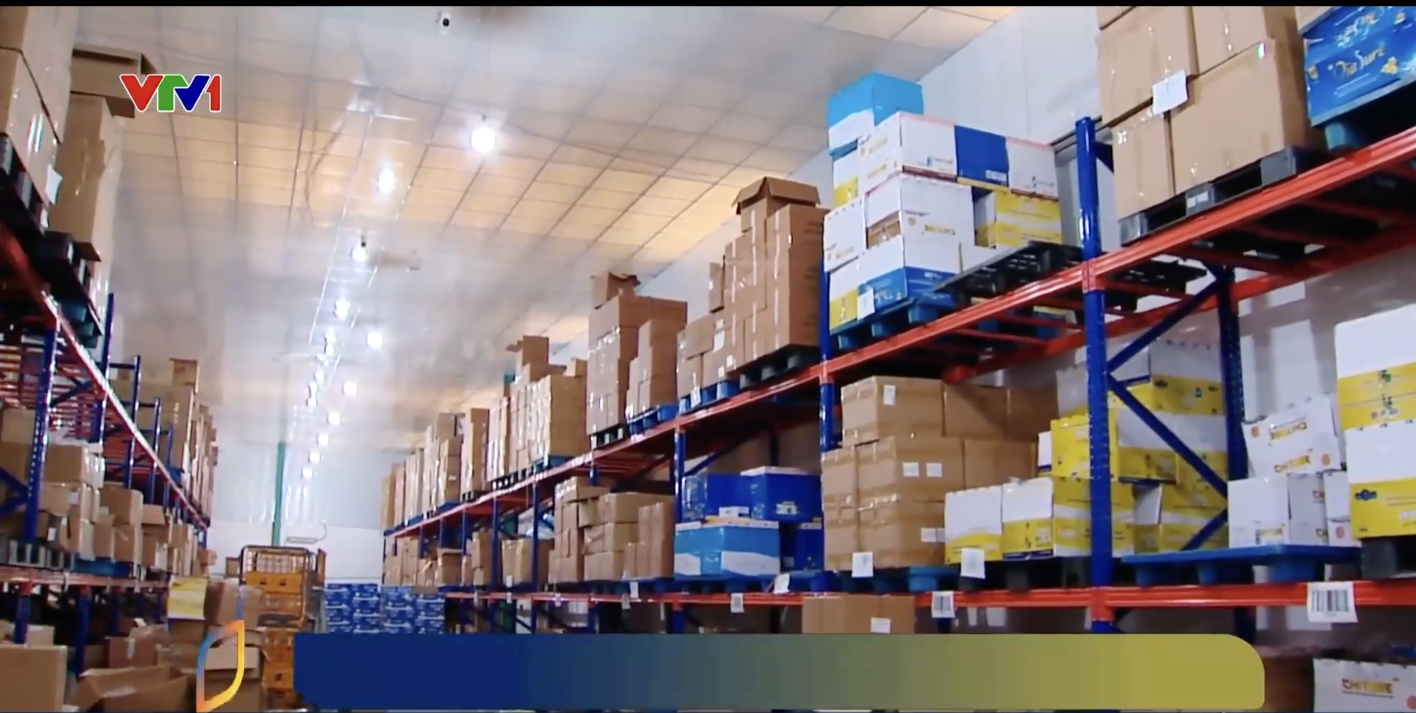 Cận cảnh kho hàng, dây chuyền được quảng bá "hàng đầu" của đường dây sản xuất sữa HIUP 27 giả - Ảnh 1