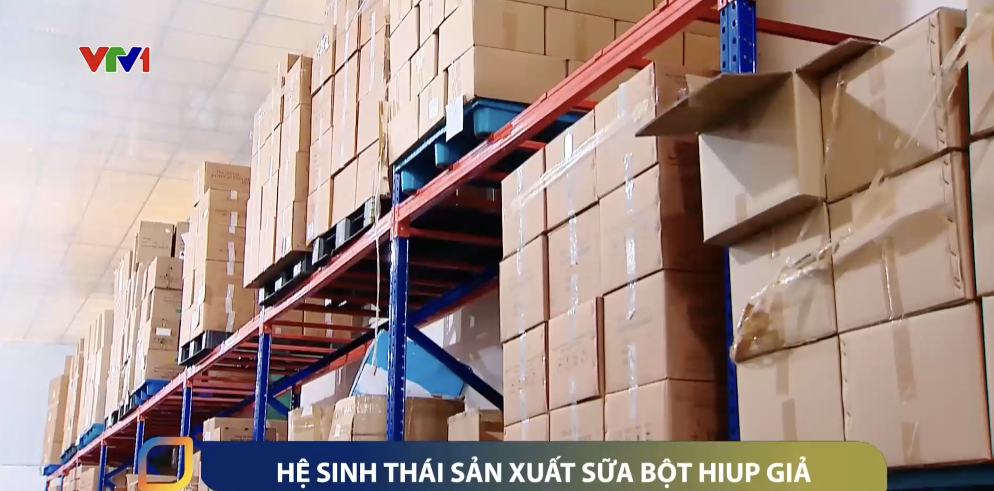 Cận cảnh kho hàng, dây chuyền được quảng bá "hàng đầu" của đường dây sản xuất sữa HIUP 27 giả - Ảnh 2